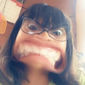 Meet your Posher, Abigail